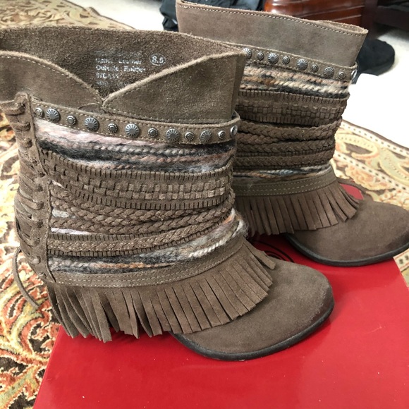 naughty monkey poncho boots